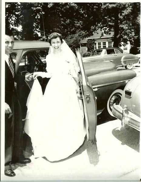 pic 98 monica wed john give